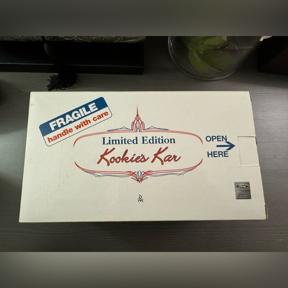 Danbury MINT 1 24 1922 T Bucket Kookie's Kar Convertible - Picture 5 of 6